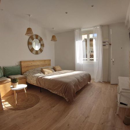 Studio Petite Canaille Каси Экстерьер фото